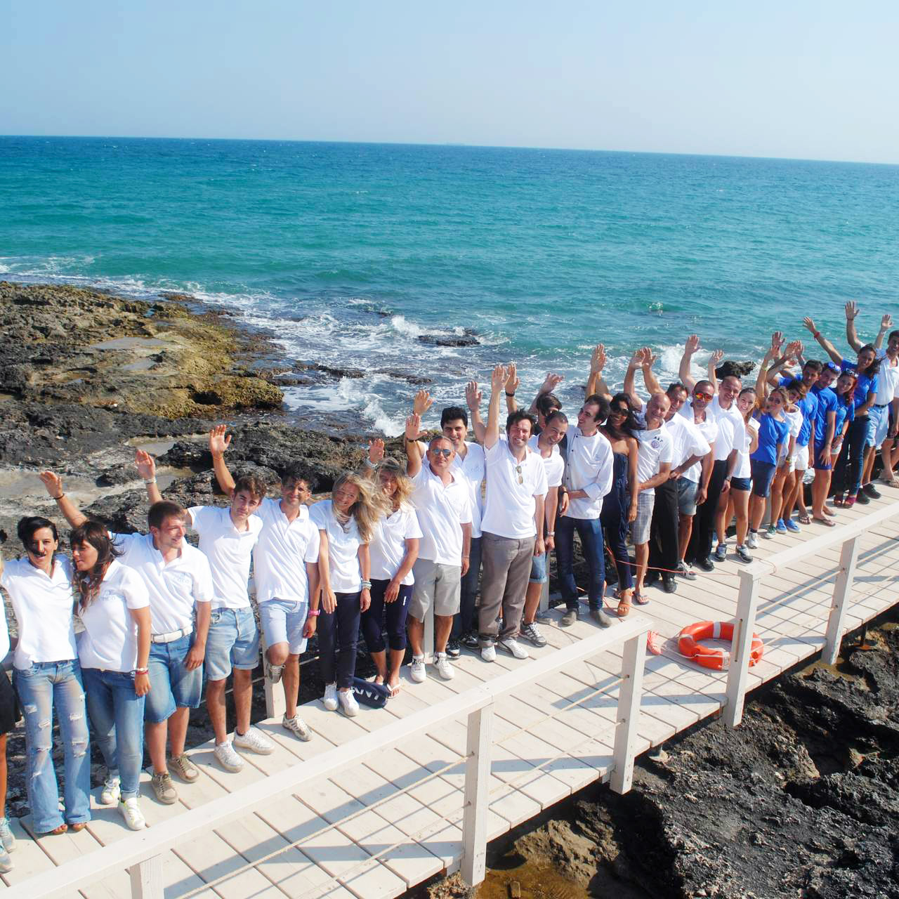 Foto-di-gruppo-chi-siamo-Coco-Beach-Club-1200px